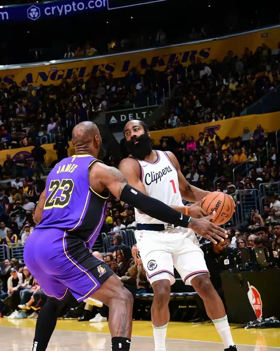 湖人逆转快船,德罗赞高光表现 湖人逆转快船,德罗赞高光表现