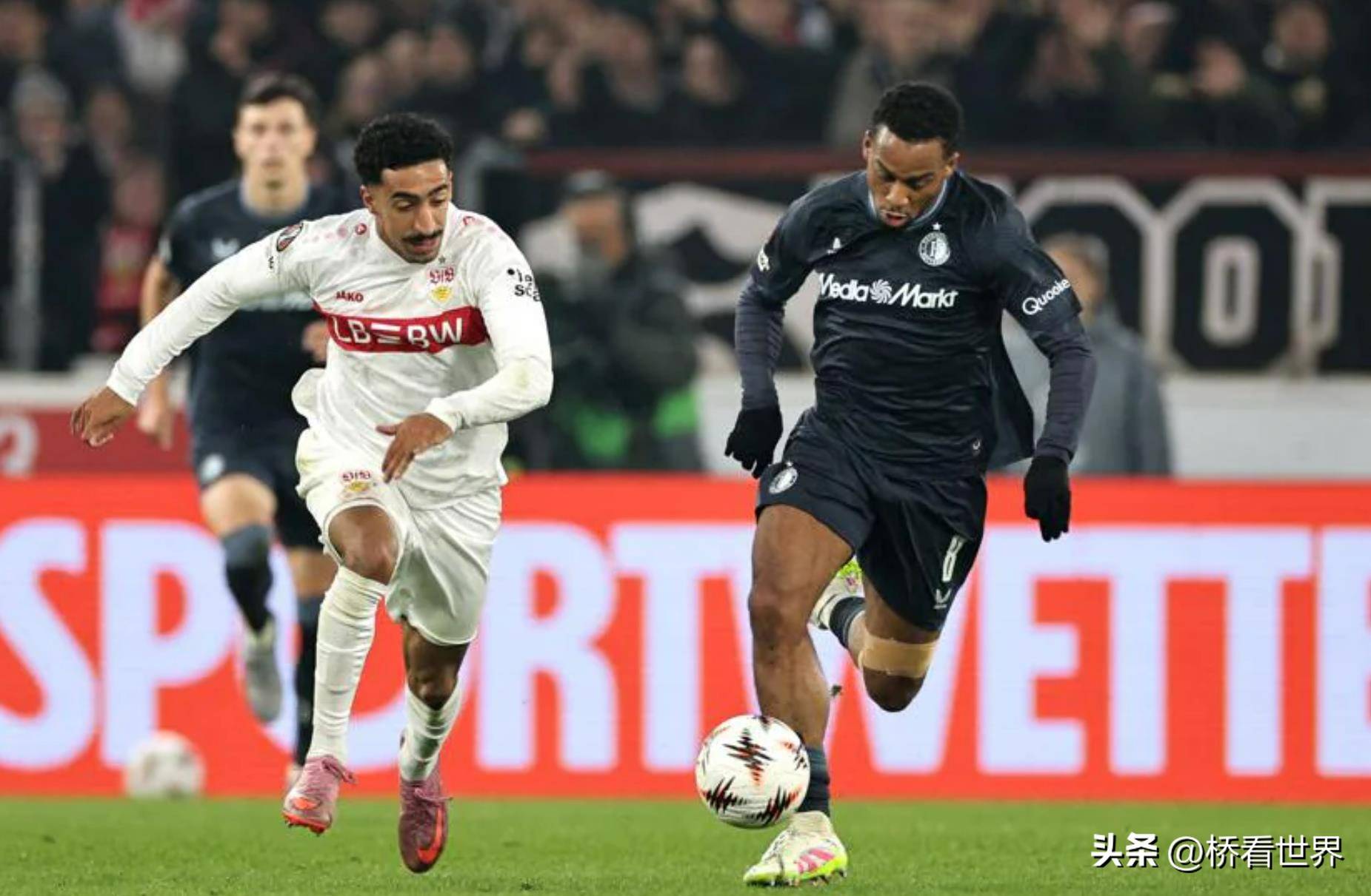 荷兰鏖战勒沃库森，卡拉斯科扛起全队