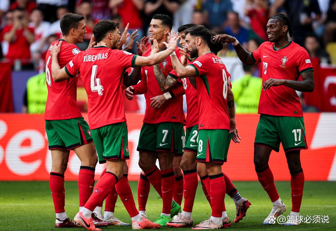 葡萄牙队完胜波兰队，林高远点燃赛场