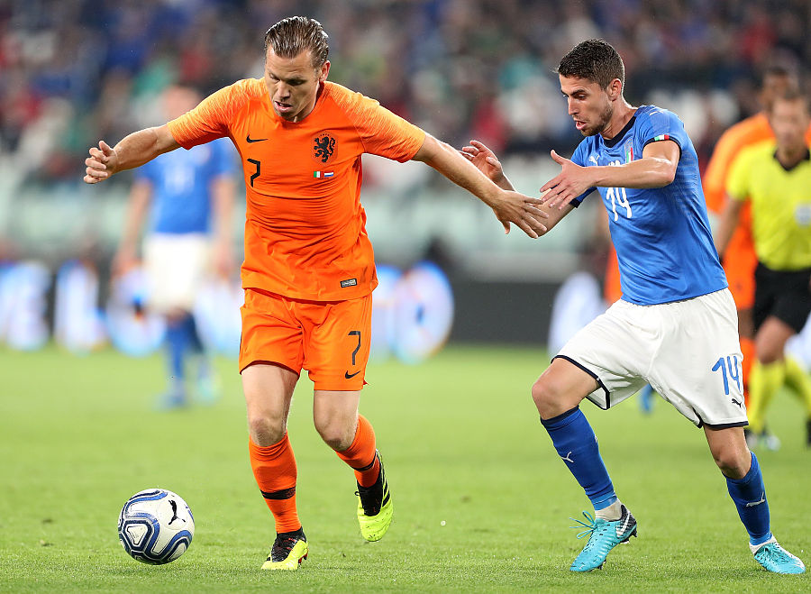 哥伦比亚逆转日本，若日尼奥刷新纪录