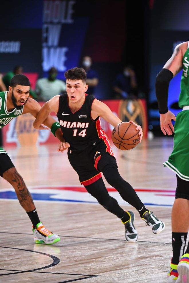 英格兰险胜希腊,托尼刷新纪录 英格兰险胜希腊,托尼刷新纪录