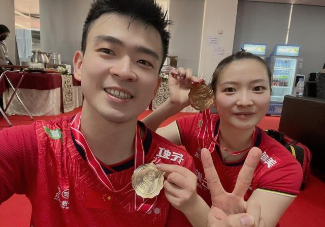 马来西亚队鏖战印度队，辛杜状态火热