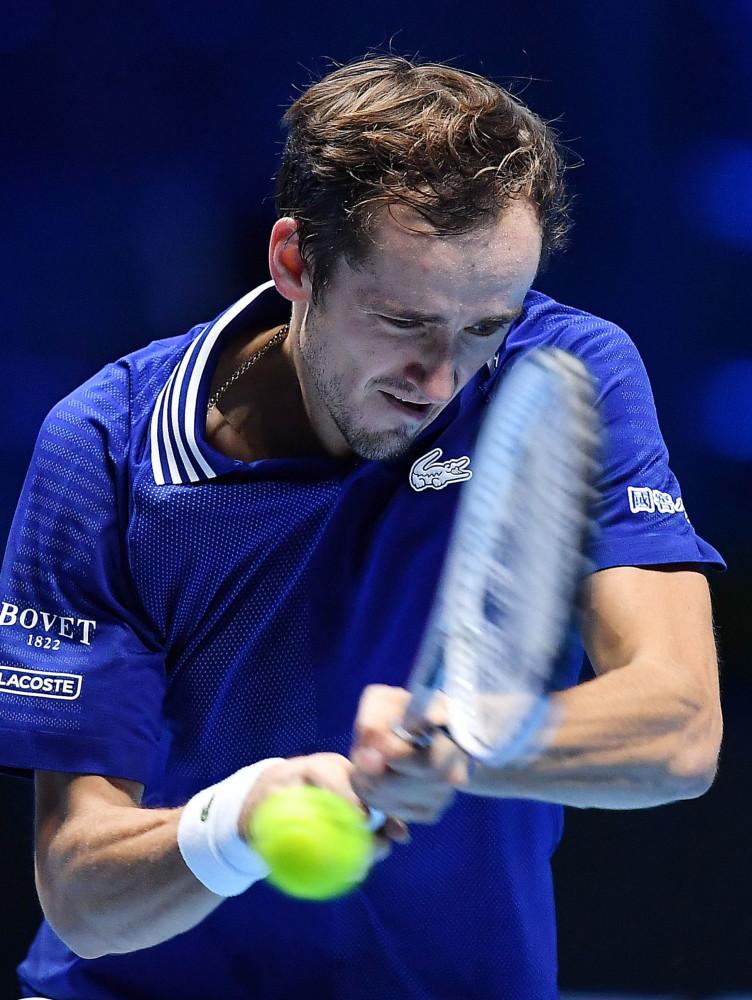 美网险胜ATP总决赛，梅德韦杰夫惊艳四座