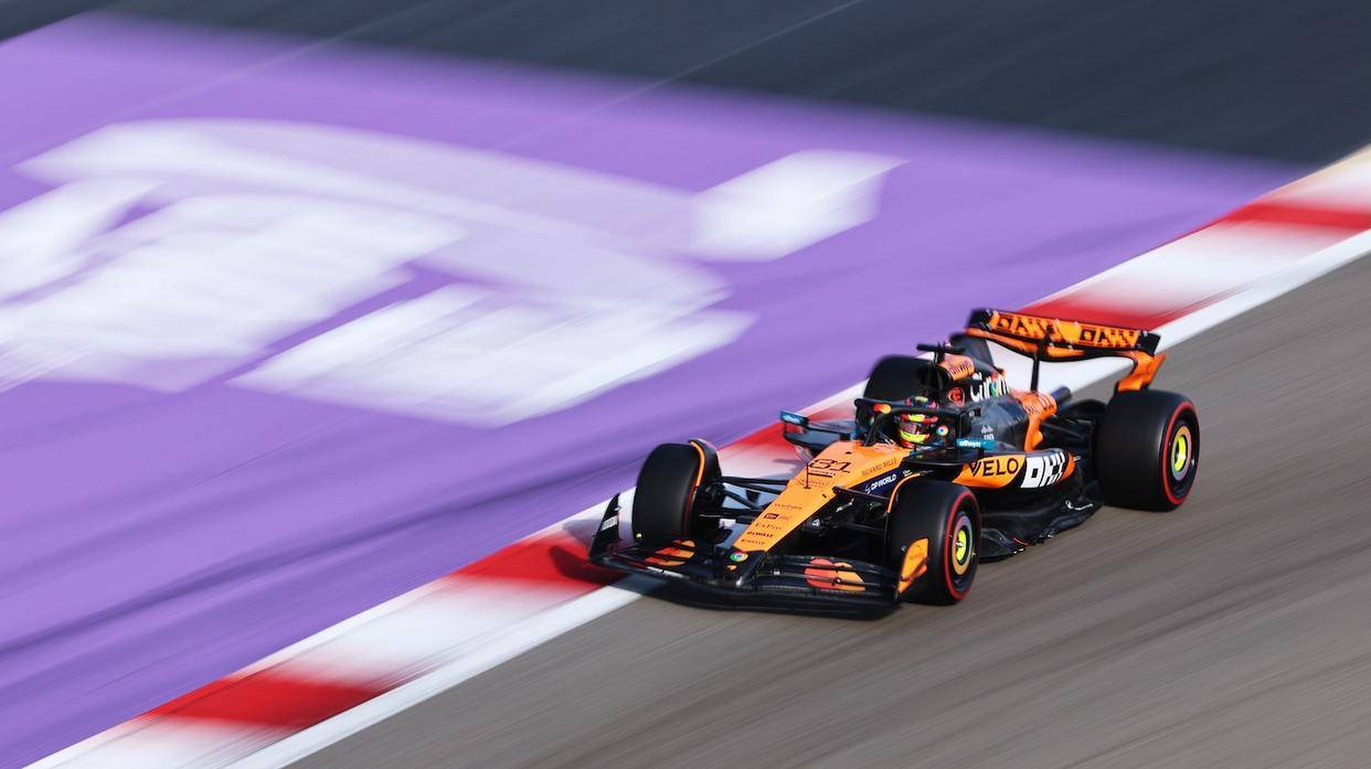 雷诺车队险胜哈斯车队，皮亚斯特里带队取胜