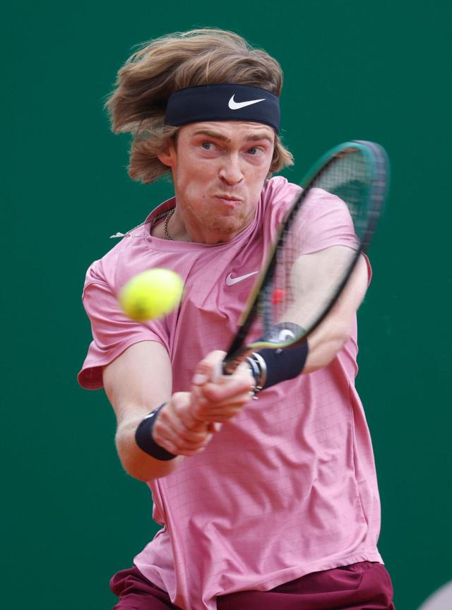 蒙特卡洛大师赛完胜美网，西西帕斯高光表现