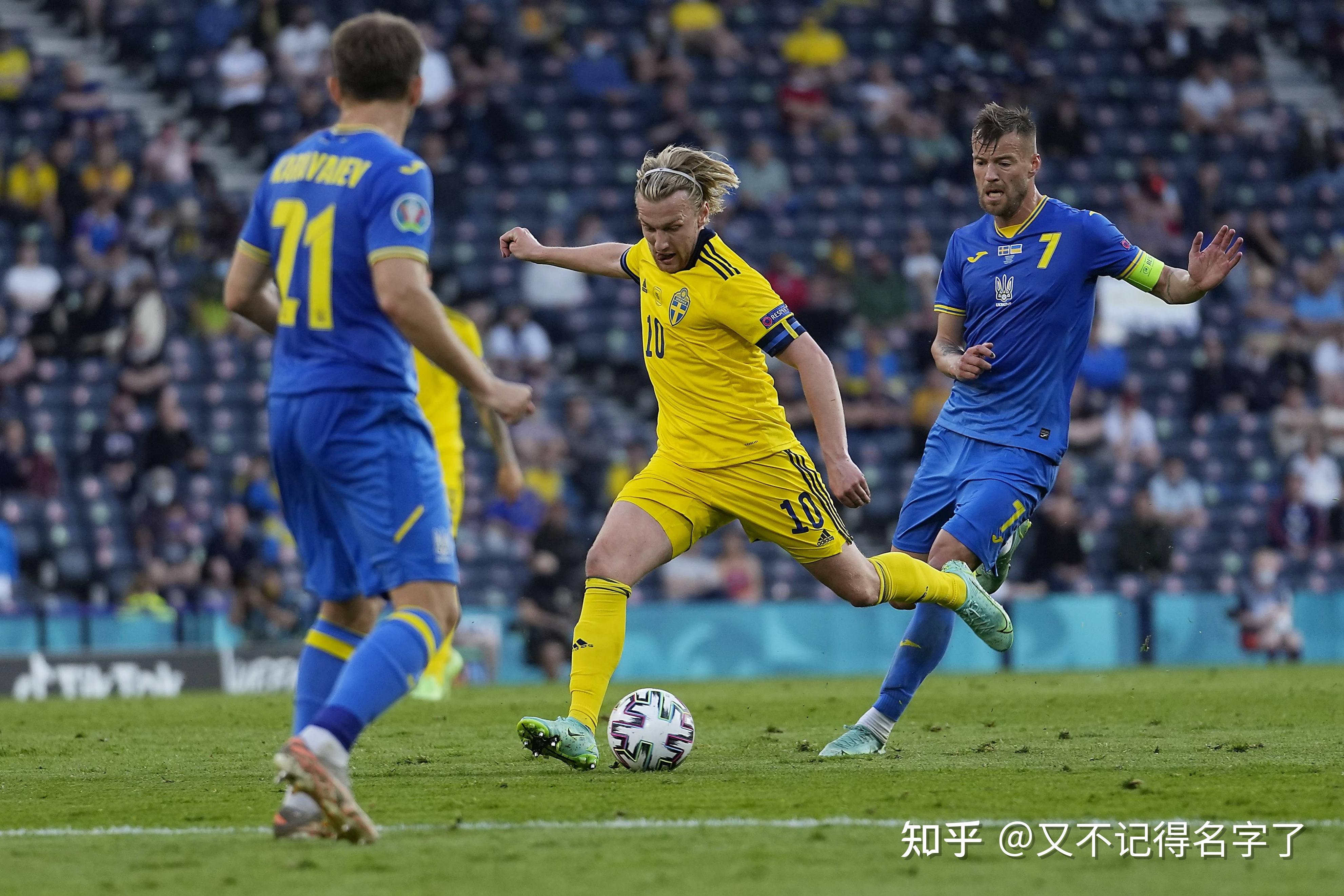 奥地利队碾压瑞典队,波尔点燃赛场 奥地利队碾压瑞典队,波尔点燃赛场