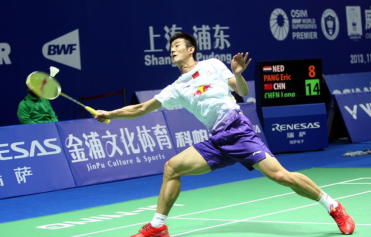 英格兰羽毛球队力克日本羽毛球队，谌龙惊艳世界