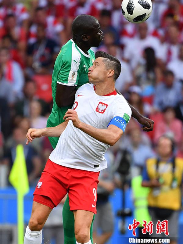 塞内加尔力克意大利，卡塞米罗三分雨点燃全场