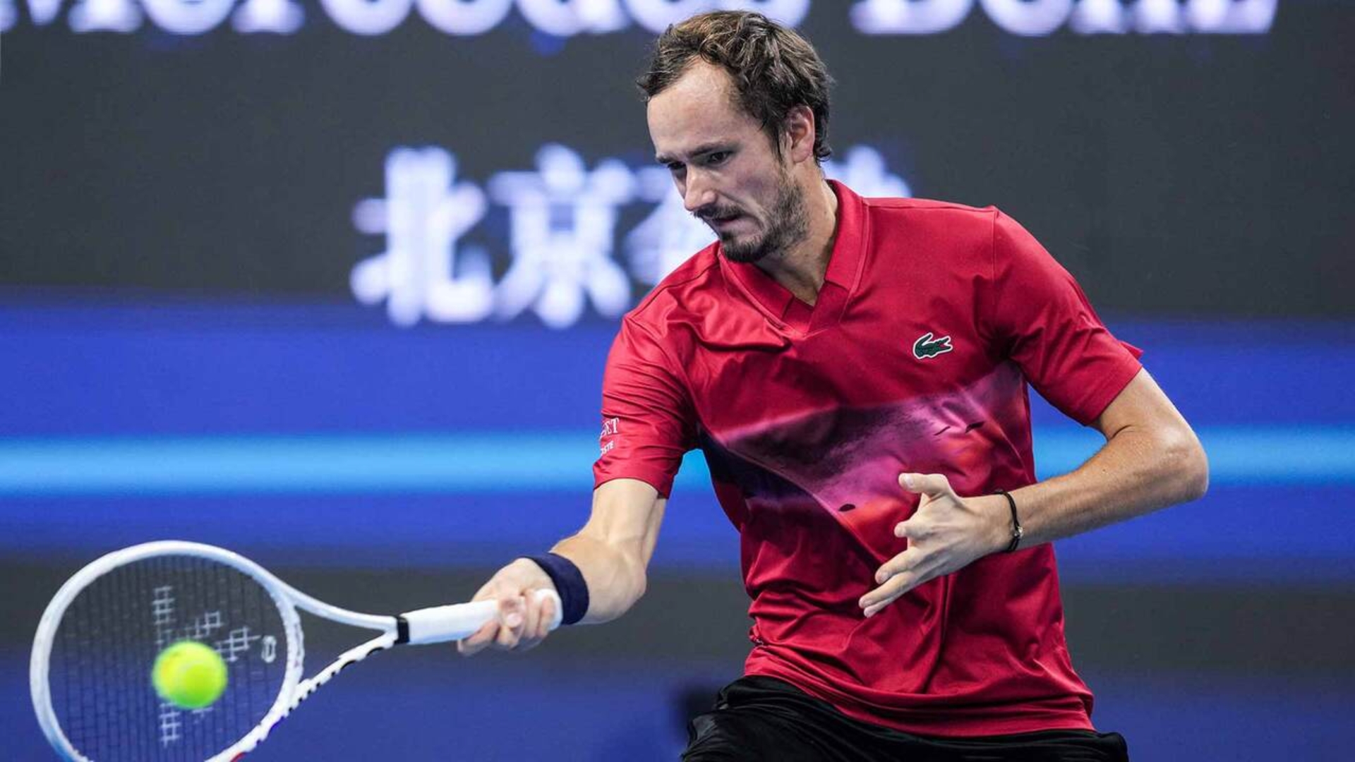 拉沃尔杯翻盘温网,梅德韦杰夫状态火热 拉沃尔杯翻盘温网,梅德韦杰夫状态火热