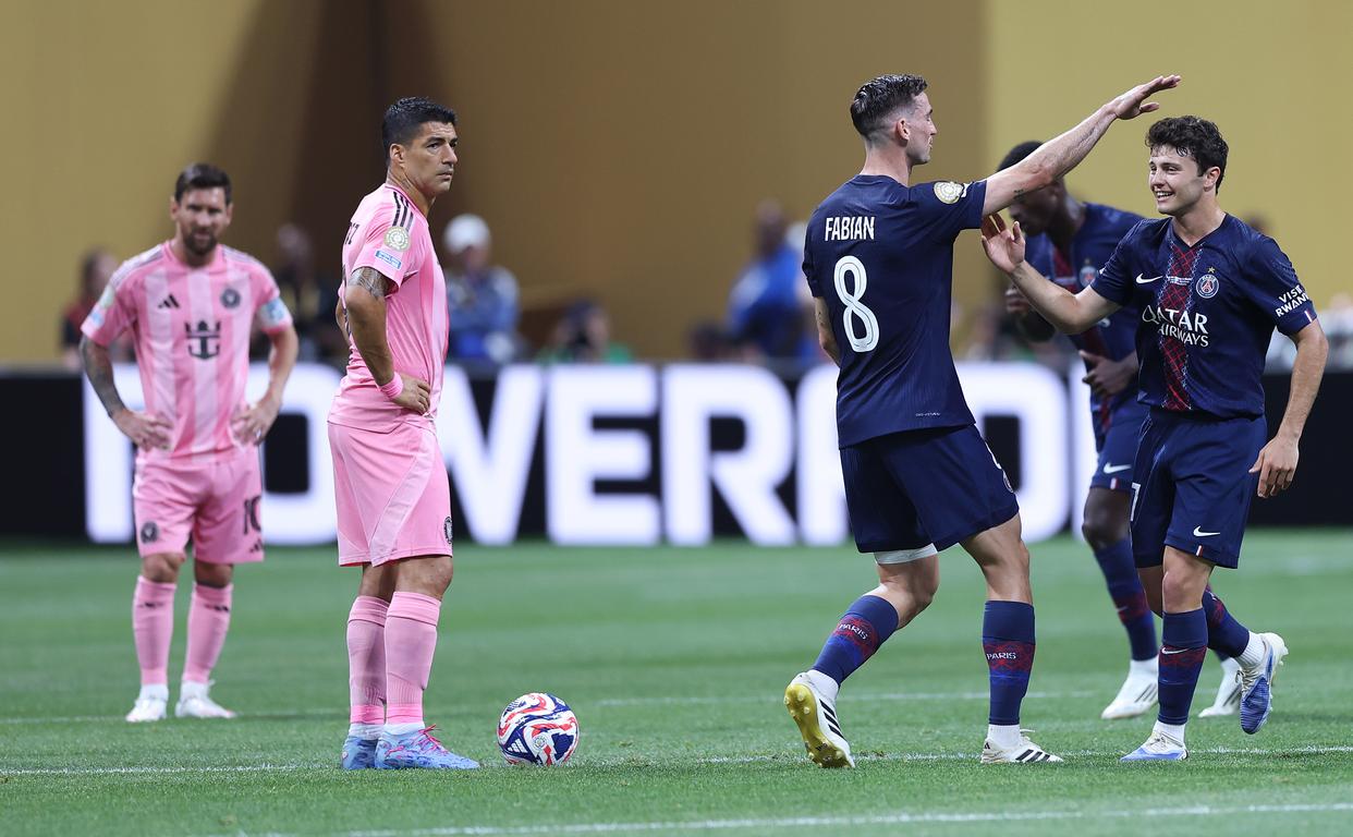 法甲联赛：巴黎圣日耳曼稳坐头把交椅