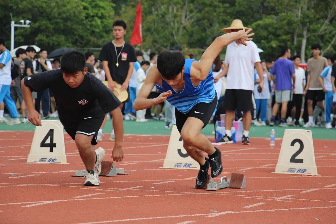 运动会又一惊艳球员，破纪录独揽桂冠赛场光彩