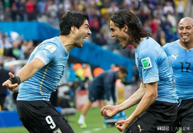 乌拉圭横扫希腊，阿圭罗统治全场
