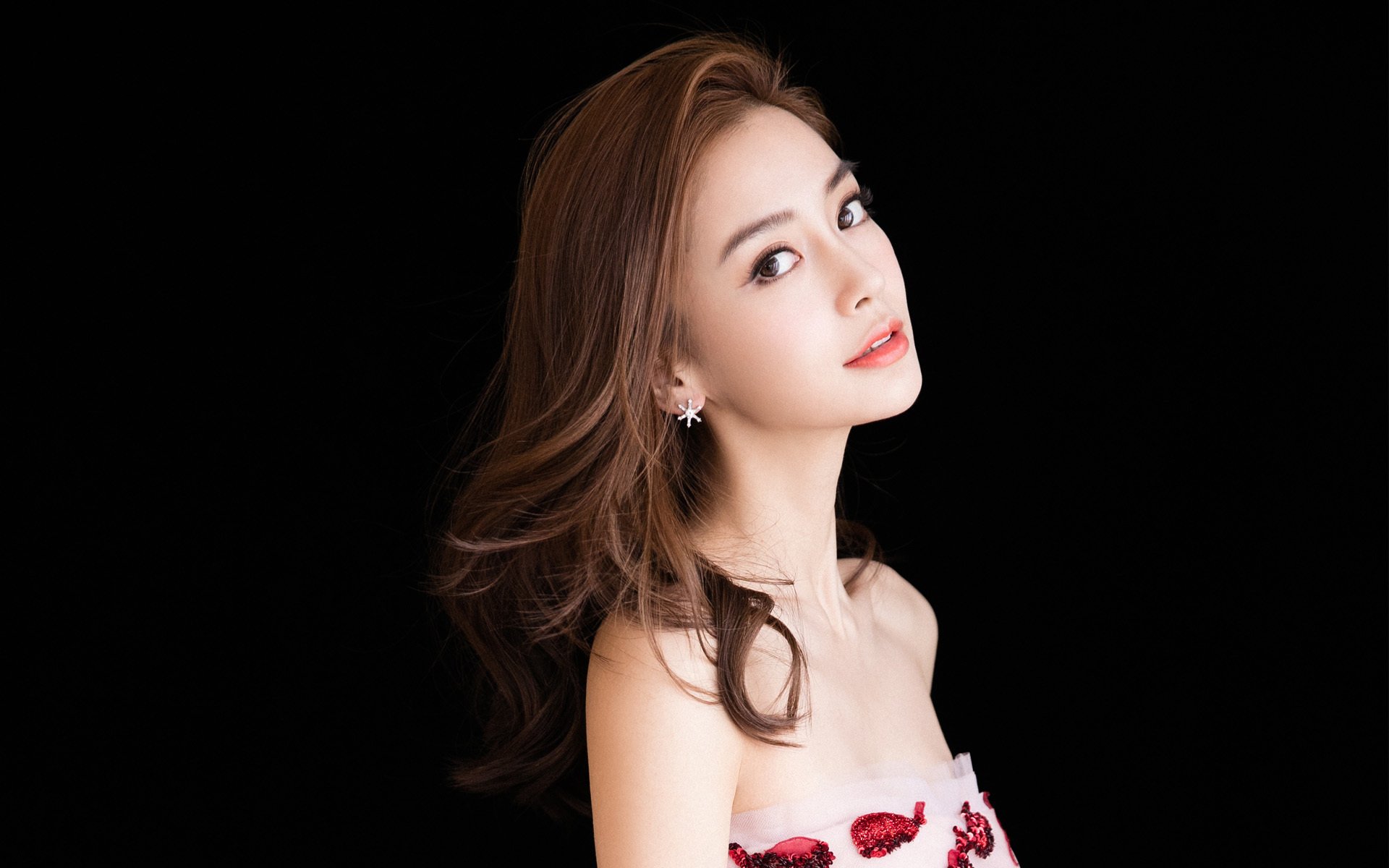 布伦森持续制造杀伤,公牛血拼快船,一场定义赛季韧性的对决