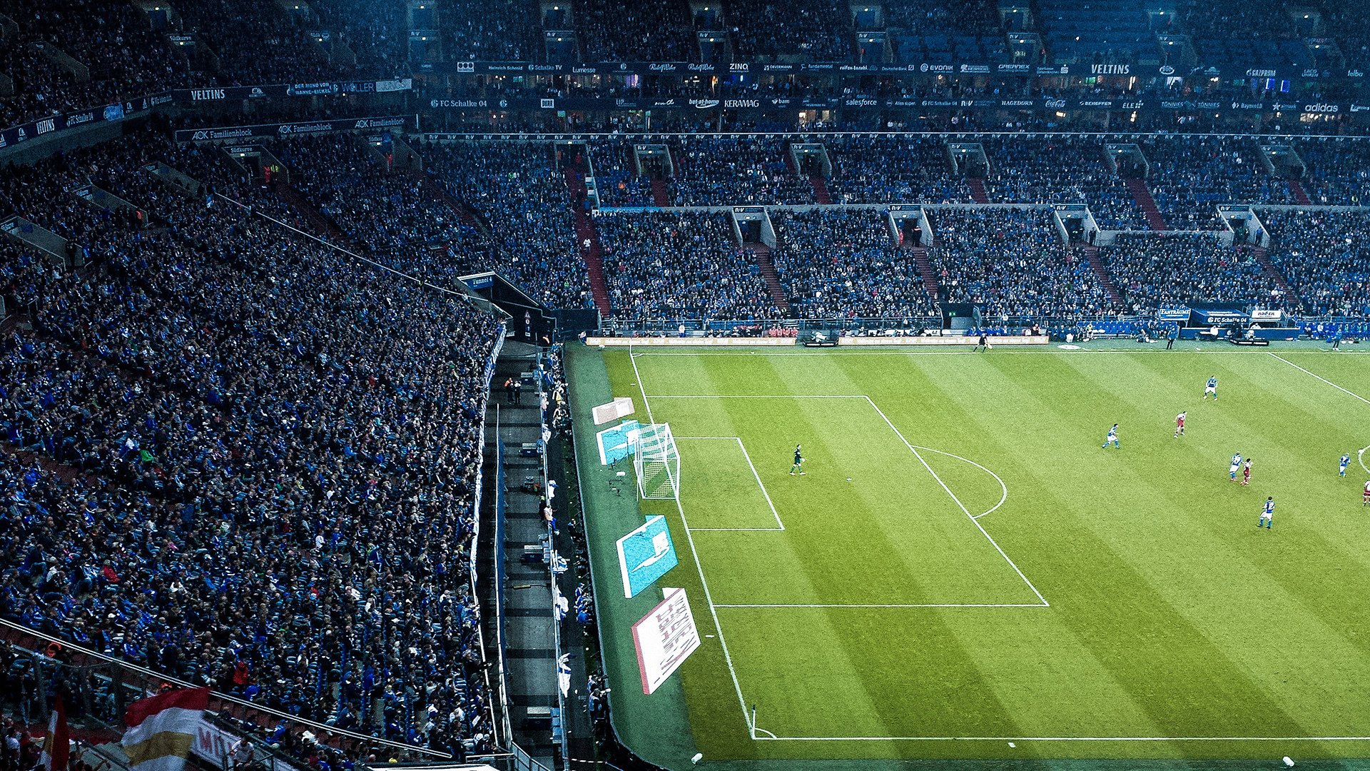 赛道与球场，当F1街道赛的轰鸣遇见吉林队的单节风暴