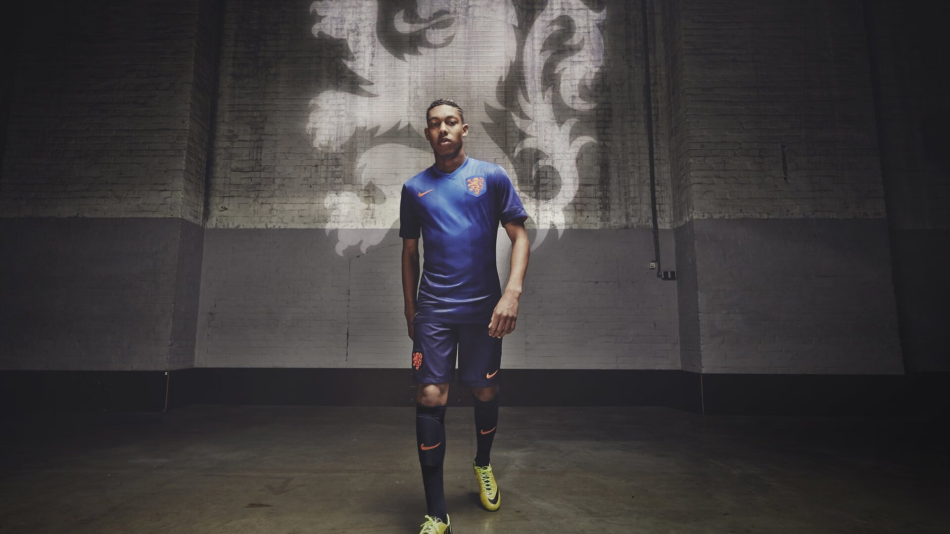 阿根廷式坚韧,当潘帕斯雄鹰的加时基因注入拜仁,拉亚如何成为持续杀伤的利刃