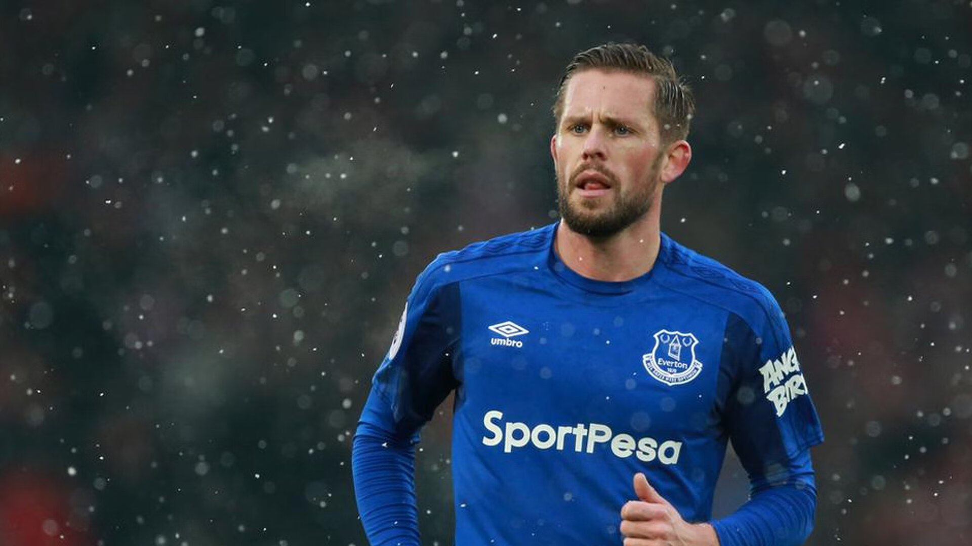 乔治单骑救主！关键三分+死亡封盖，掘金险胜独行侠一战封神