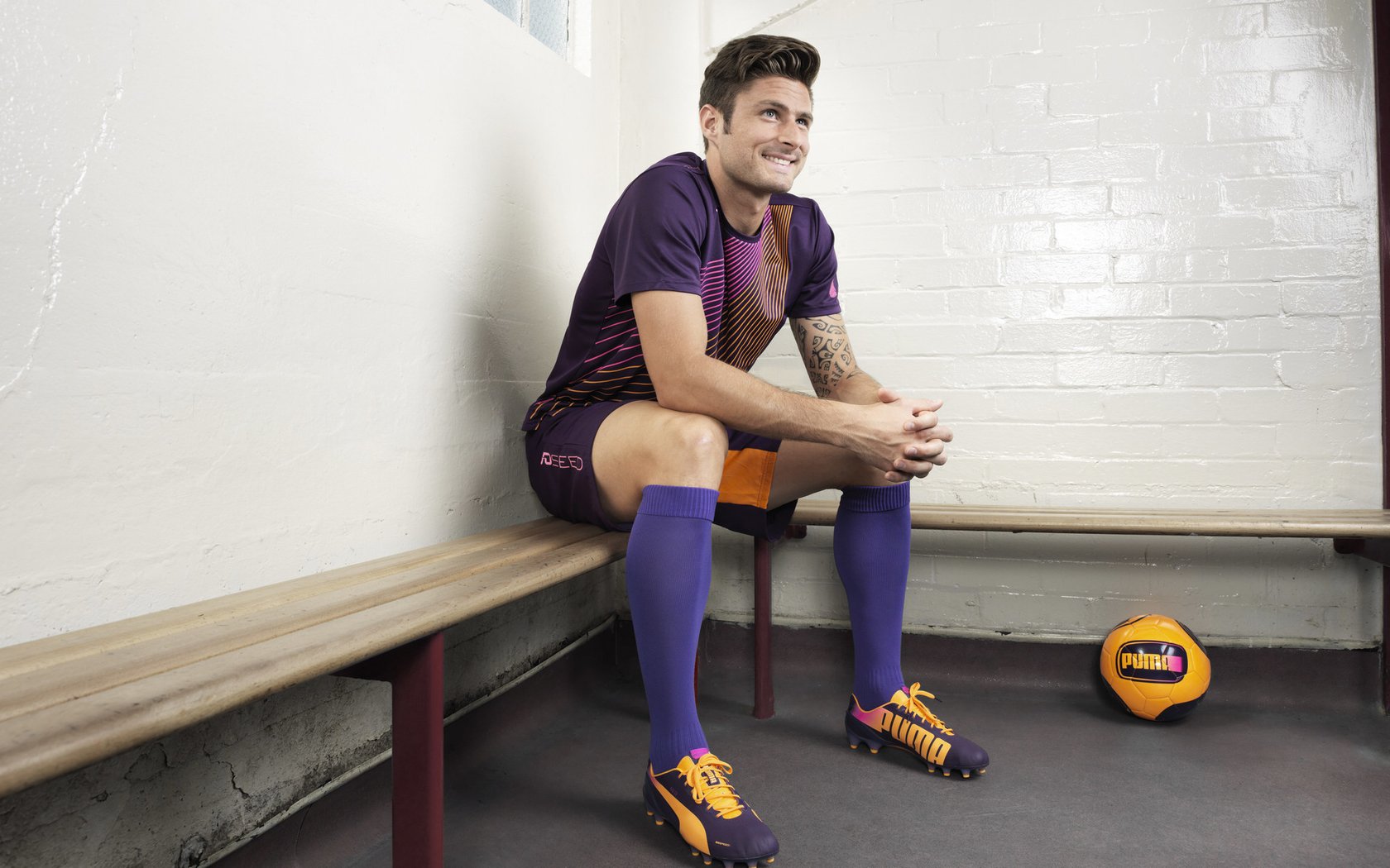 绿茵场上的关键制胜，当乌克兰足球战术遇上中国发展智慧